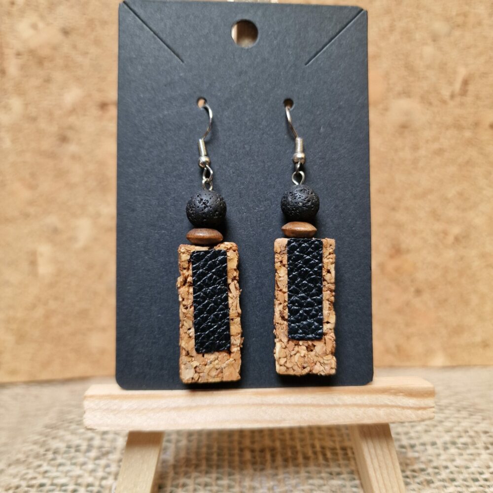 Boucles d’oreilles liège & cuir noir – 7 cm – pièce unique – acier inoxydable argenté